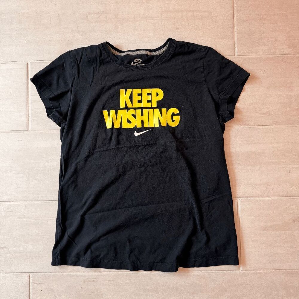 Nike Tee Short Sleeve Graphic Shirt Keep Wishing Black Yellow Large 100% Cotton